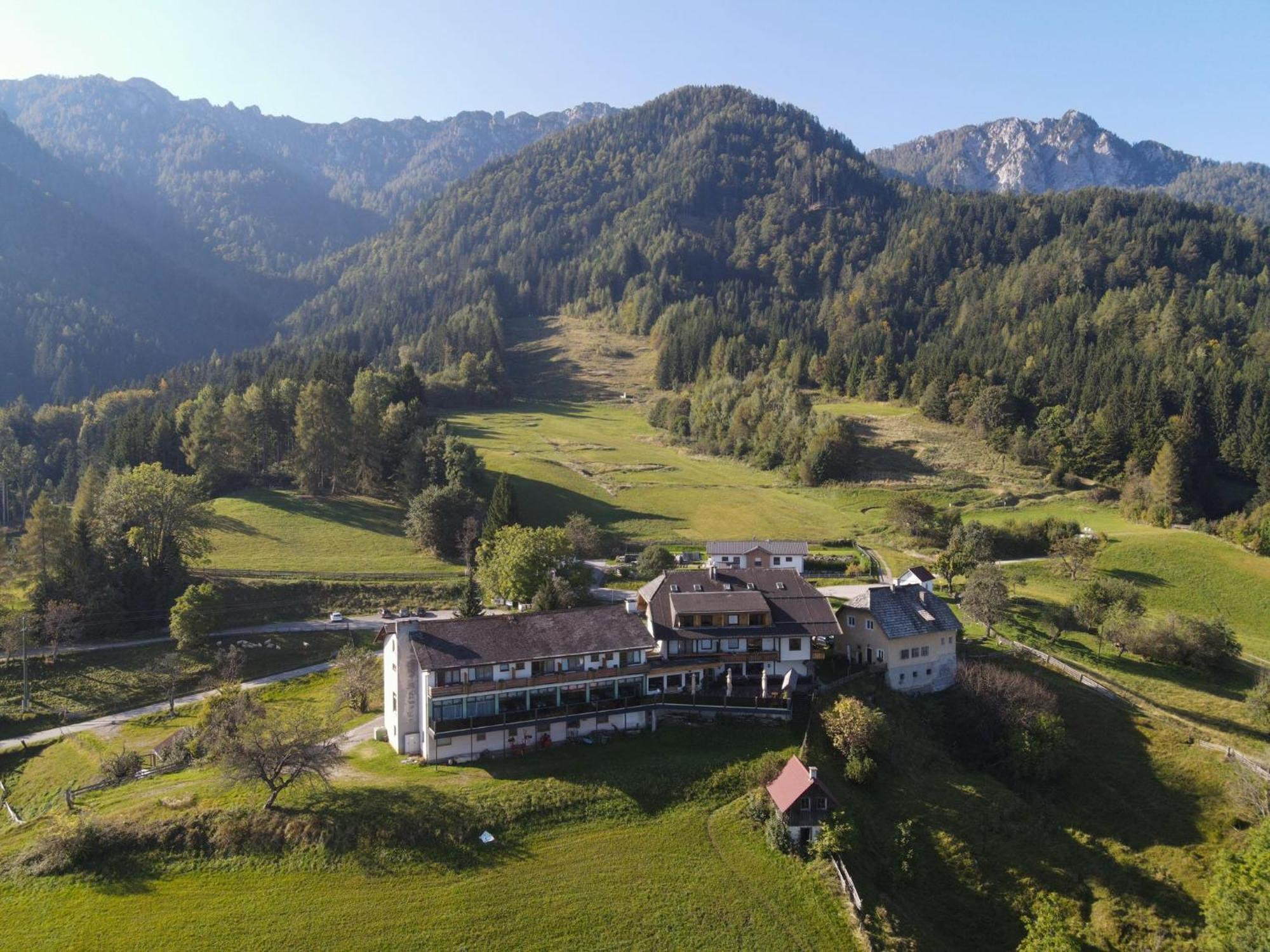 Hotel Baumgartnerhof Finkenstein am Faaker See Exterior photo